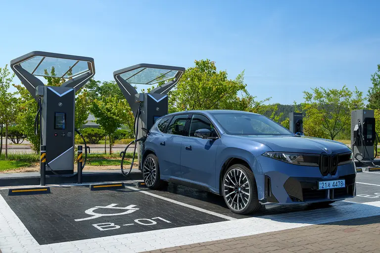 BMW Group Korea, 400kW Schnellladegerät