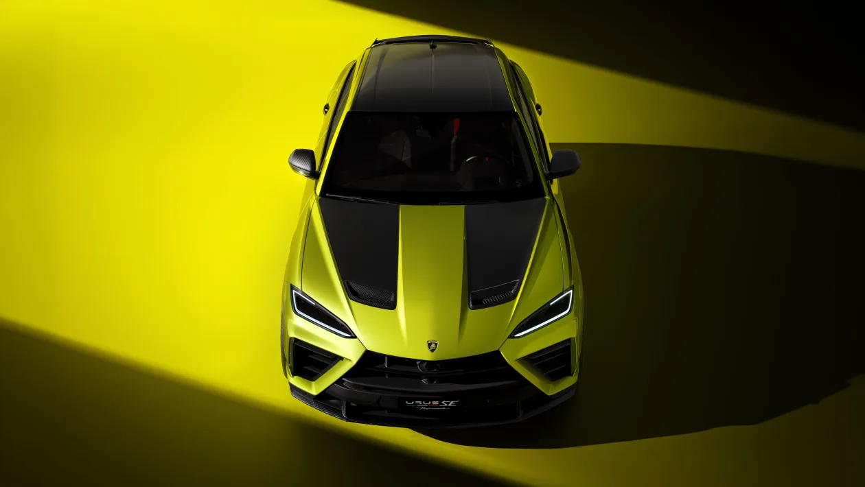 Lamborghini urus Performante front