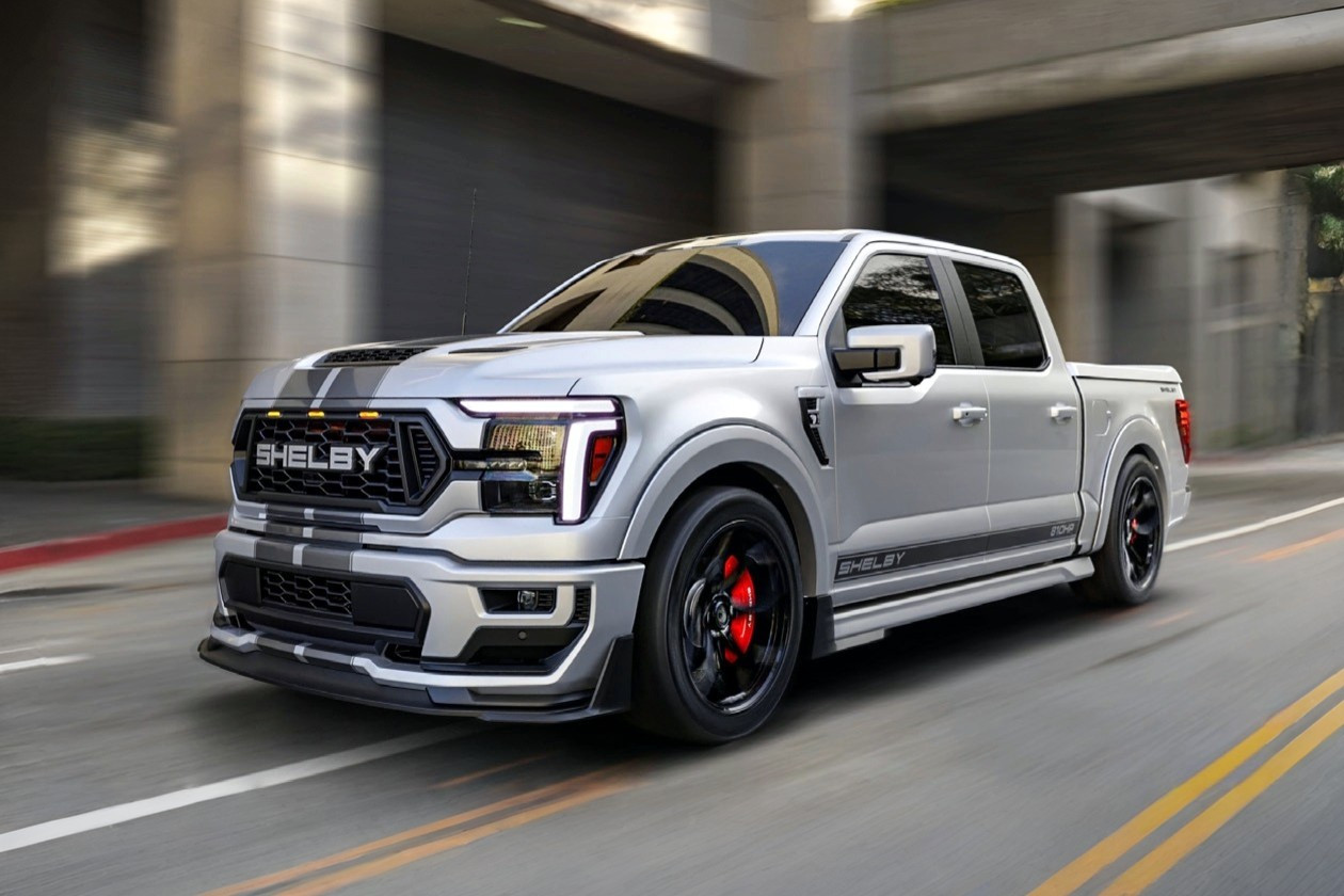 Масл-трак Shelby F-150 Super Snake SuperCrew начинает охоту на Ram 1500 Rumble Bee SRT