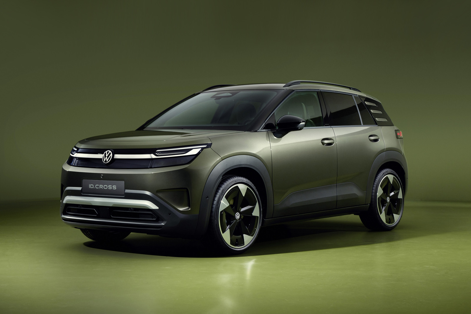 Рассекречен Volkswagen ID. Cross: техника и салон от ID. Polo, но внешность своя