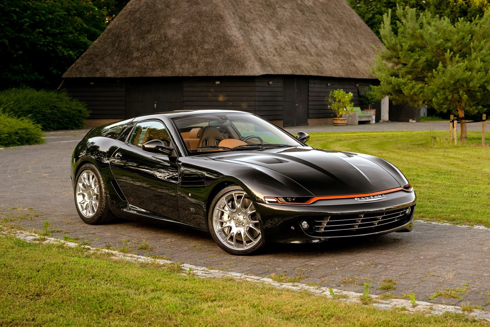 Представлен уникальный шутинг-брейк на базе Ferrari 599 GTB от Niels van Roij Design