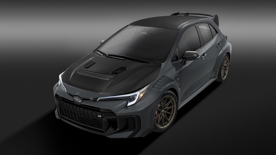 На фото: Toyota GRMN Corolla
