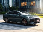 Neuzugang in der Tenet-Modellreihe: Business-Limousine A8 bereitet sich auf ihr Debüt in Russland vor
